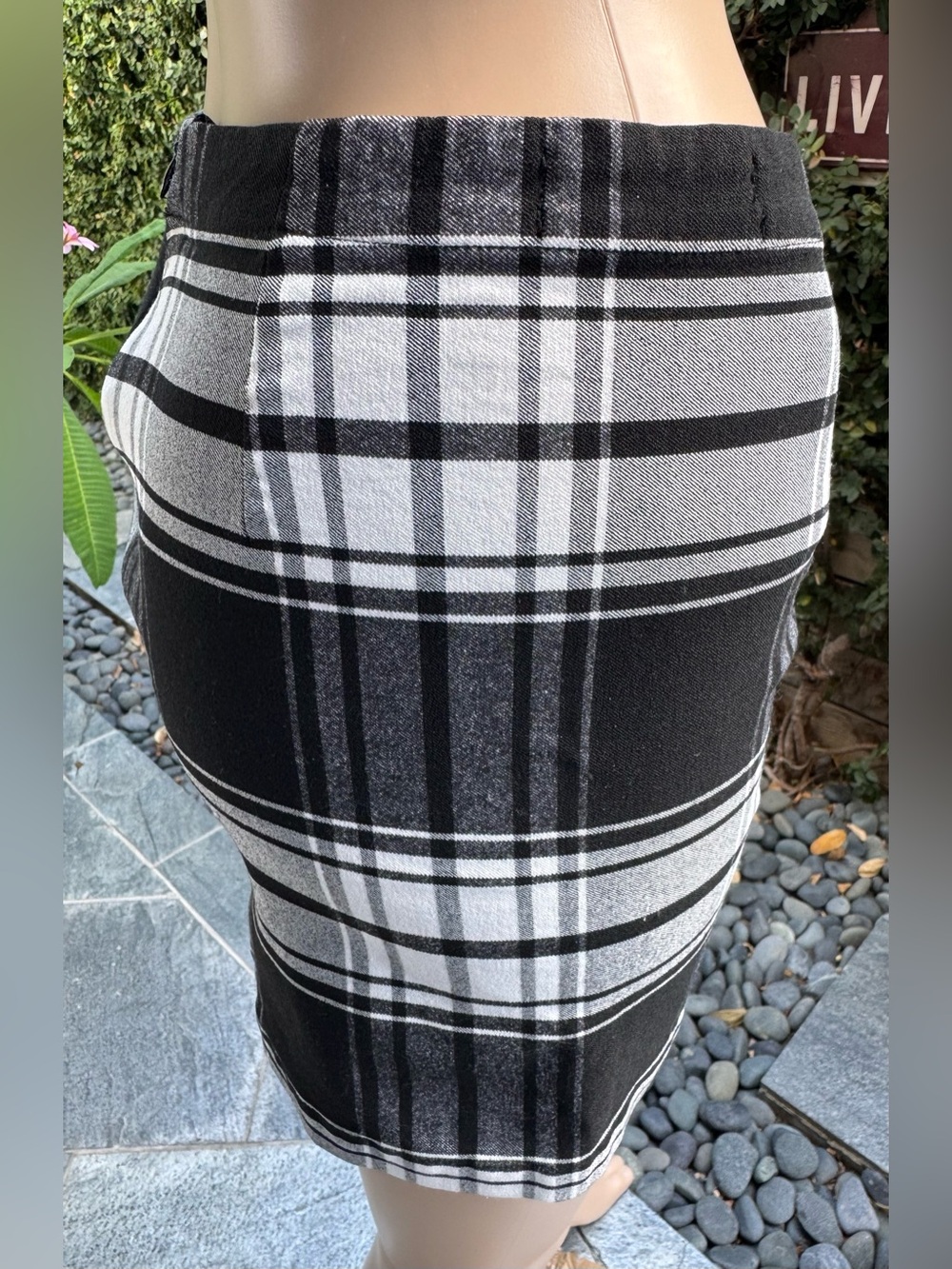 Urban Outfitters Black and White Plaid Pencil Skirt
